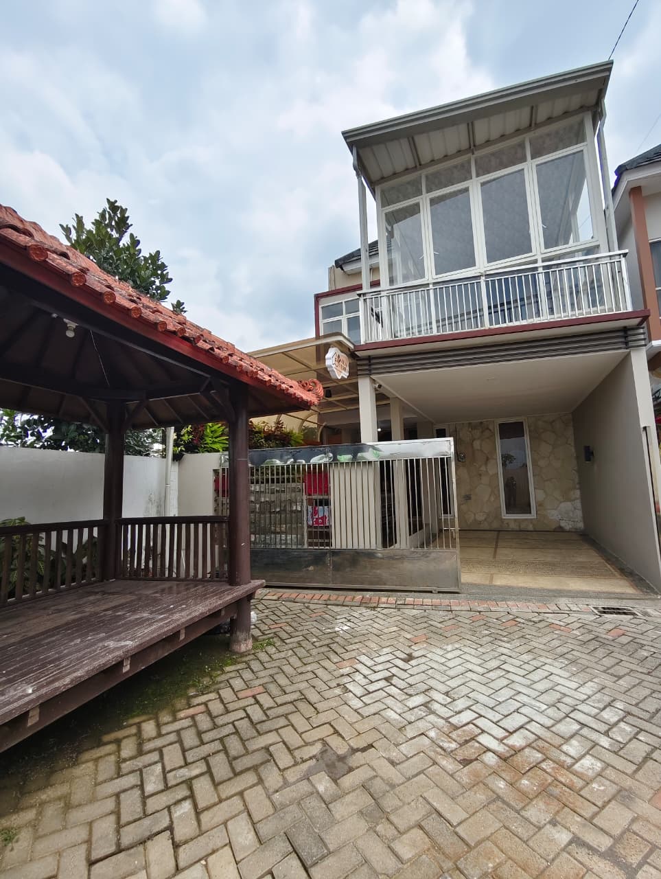 Villa Pesona 6A
